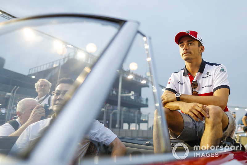 Charles Leclerc, Sauber, pilotlar geçit töreninde