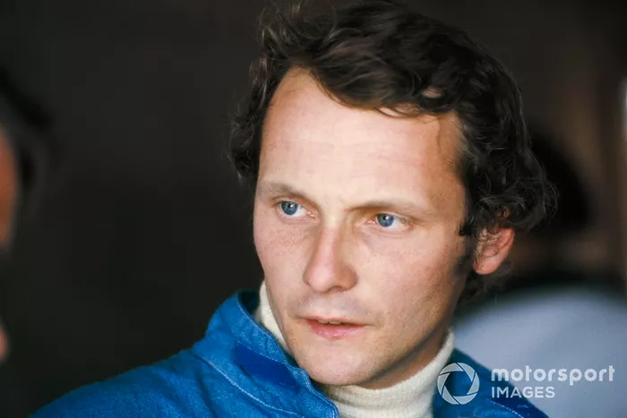 GP de Argentina 1974- Primer podio de Niki Lauda en Fórmula 1, fue segundo (acabó logrando 54 podios en su carrera)