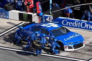 Kyle Larson, Chip Ganassi Racing, Chevrolet Camaro Credit One Bank