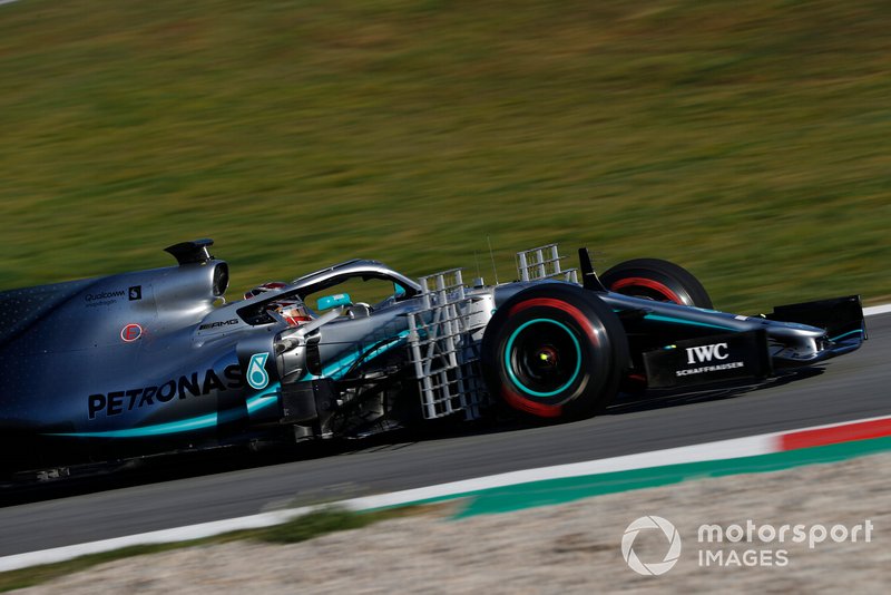 Lewis Hamilton, Mercedes-AMG F1 W10, con sensori aerodinamici
