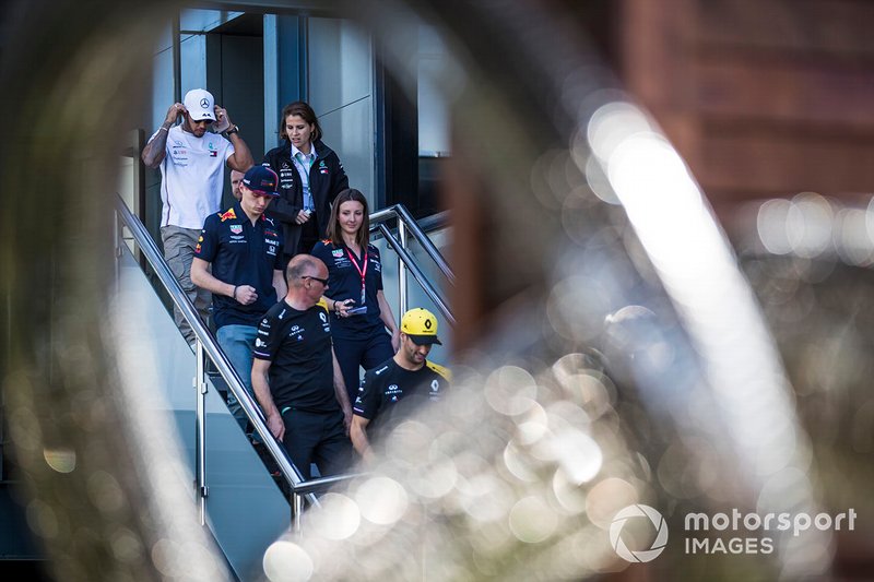Daniel Ricciardo, Renault F1 Team, Max Verstappen, Red Bull Racing, e Lewis Hamilton, Mercedes AMG F1