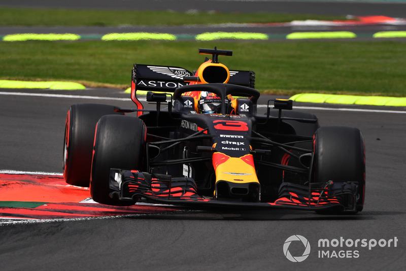 Ricciardo sufre otro abandono