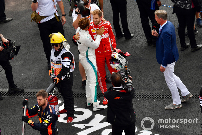 Vettel acabaría el mundial 2º, con 320 puntos