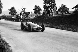 Manfred von Brauchitsch, Mercedes-Benz W154