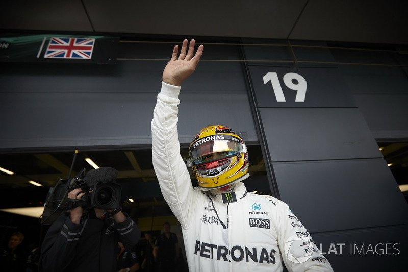 Lewis Hamilton, Mercedes AMG F1, waves to the fans