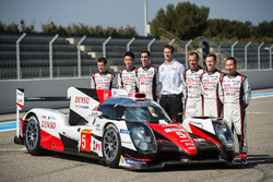 La Toyota TS050 Hybrid 2016 con Alexander Wurz, Anthony Davidson, Sébastien Buemi, Kazuki Nakajima,