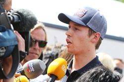 Daniil Kvyat, Scuderia Toro Rosso con los medios