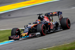 Данііл Квят, Scuderia Toro Rosso STR11