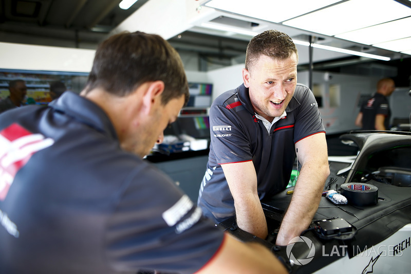 Haas mechanics work in the team's garage