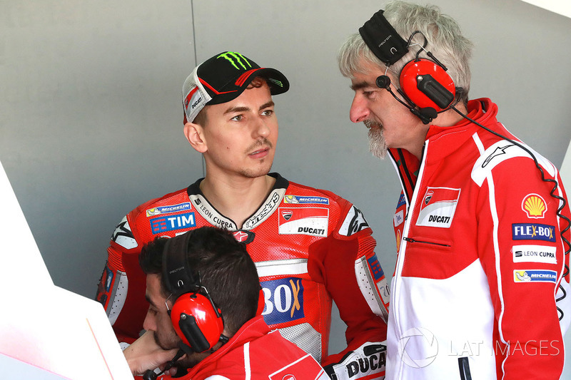 Jorge Lorenzo, Ducati Team, mit Gigi Dall'Igna, Ducati Team General Manager