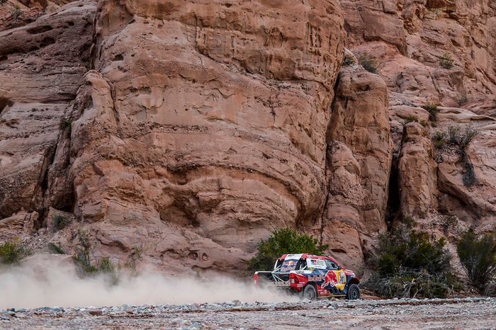 #301 Toyota Gazoo Racing Toyota: Nasser Al-Attiyah, Mathieu Baumel