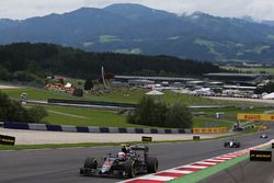 Jenson Button, McLaren MP4-31