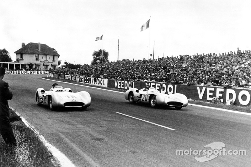 Karl Kling and Juan Manuel Fangio, Mercedes-Benz W 196 R