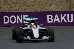 Lewis Hamilton, Mercedes AMG F1 W07 Hybrid