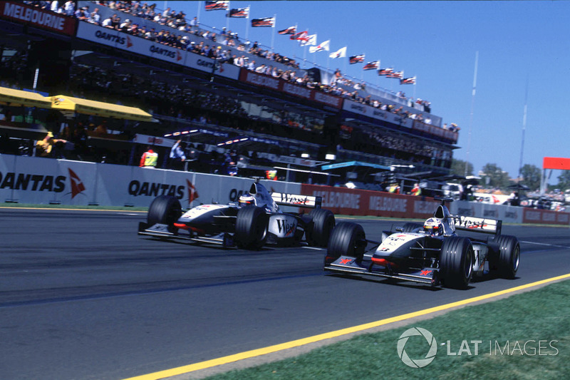 Mika Hakkinen, McLaren MP4/13; David Coulthard McLaren MP4/13