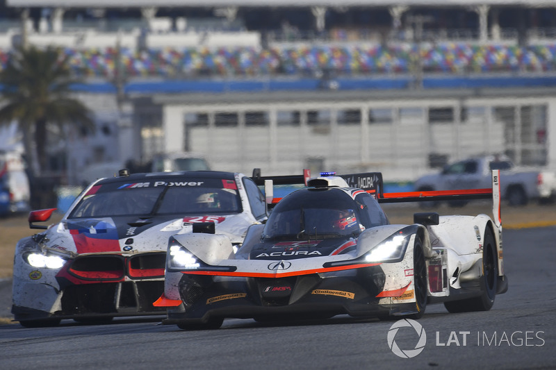 #7 Acura Team Penske Acura DPi, P: Helio Castroneves, Ricky Taylor, Graham Rahal, #25 BMW Team RLL B