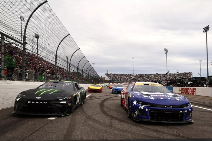 William Byron, Hendrick Motorsports Chevrolet, Ty Gibbs, Joe Gibbs Racing Toyota