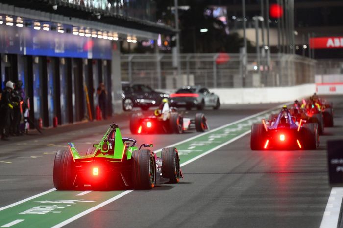 Sebastien Buemi, Envision Racing, leaves the pit