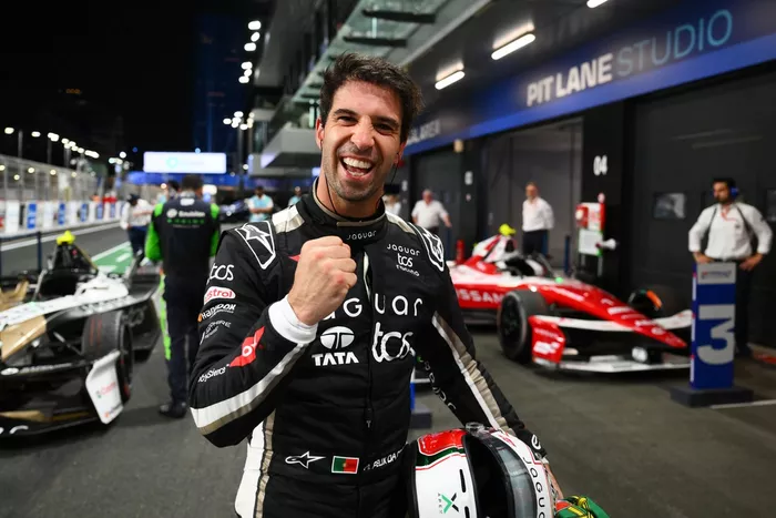 Race winner Antonio Felix Da Costa, Jaguar TCS Eacing