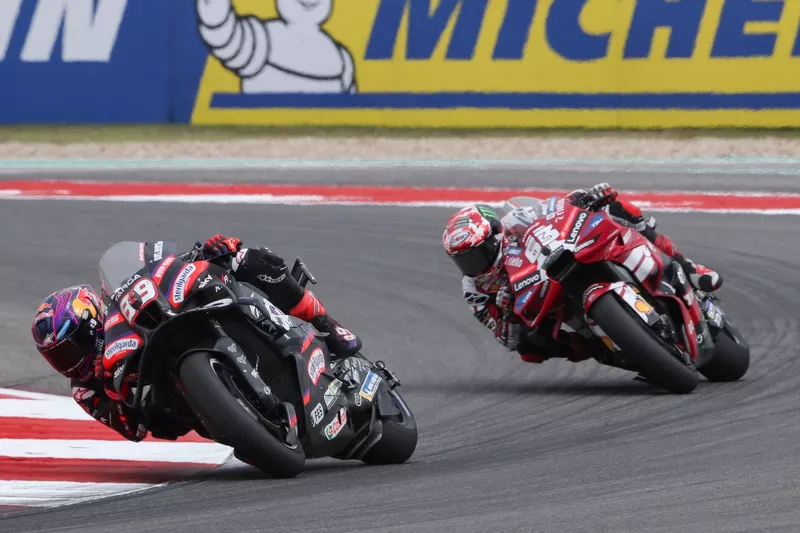 Jorge Martin, Aprilia Racing Team, Pecco Bagnaia, Ducati Team