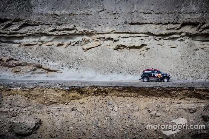 #310 X-Raid Team Mini: Orlando Terranova, Bernardo Graue