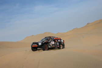 #347 Maxxis Dakar Team: Tim Coronel, Tom Coronel