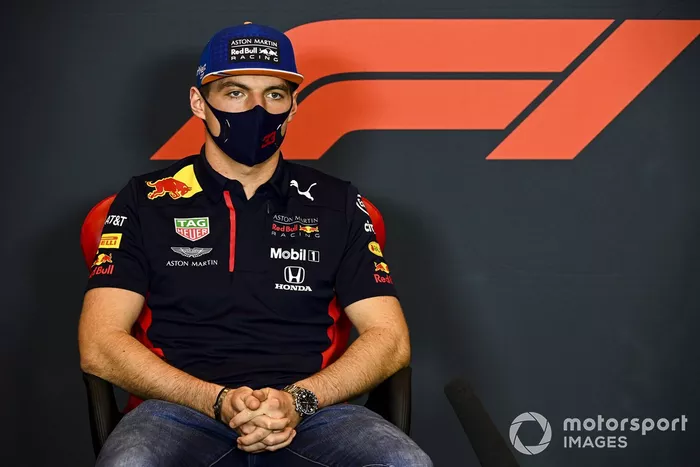 Max Verstappen, Red Bull Racing, en la conferencia de prensa