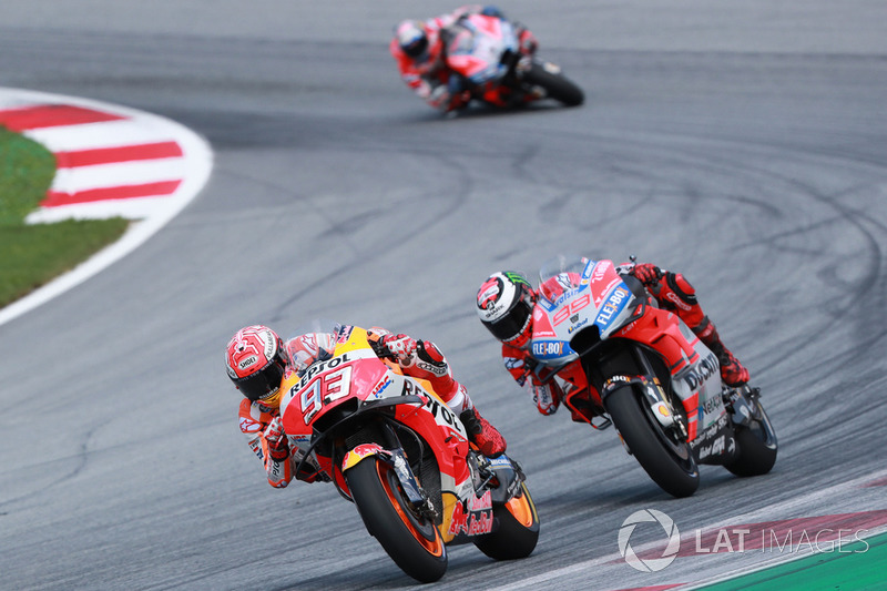 Marquez geeft het woord ‘veilig’ een nieuwe dimensie