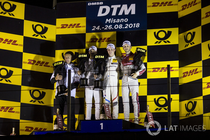Це дозволило Юелю Ерікссону здобути першу перемогу в DTM. А Дзанарді фінішував п'ятим!