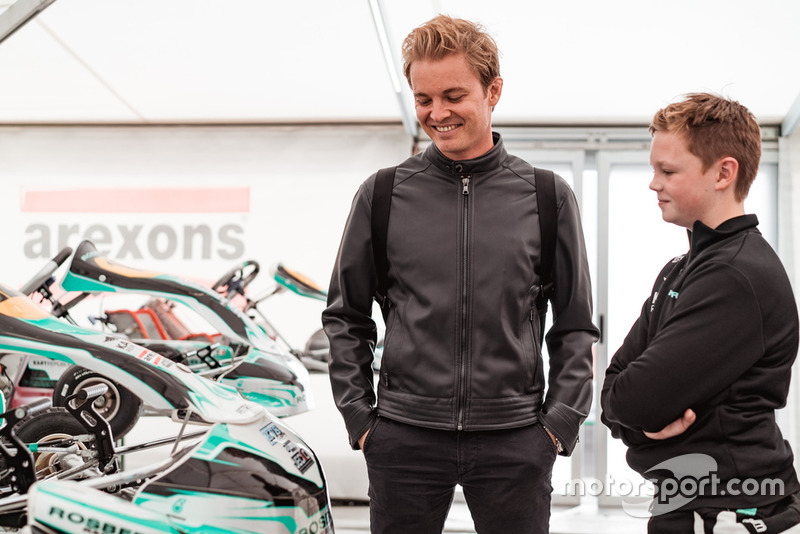 Nico Rosberg dan Taylor Barnard