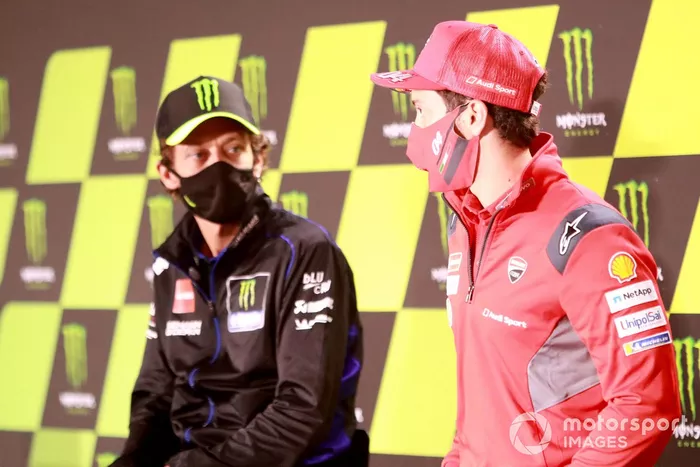 Andrea Dovizioso, Ducati Team, Valentino Rossi, Yamaha Factory Racing