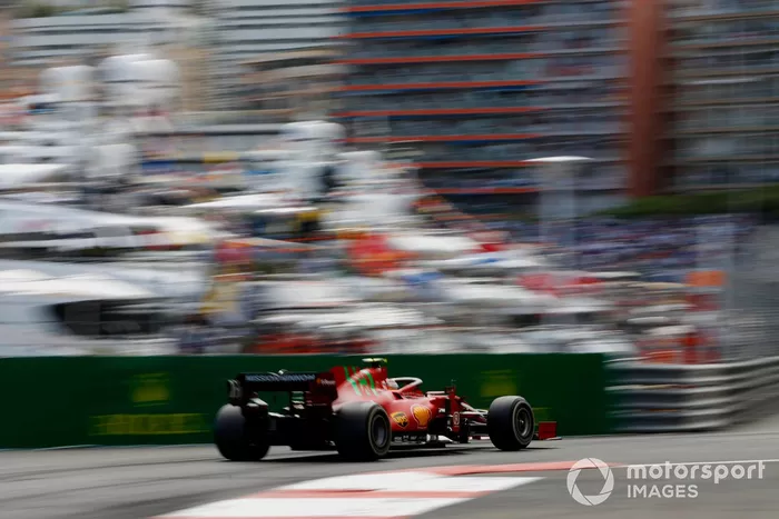 Carlos Sainz Jr., Ferrari SF21