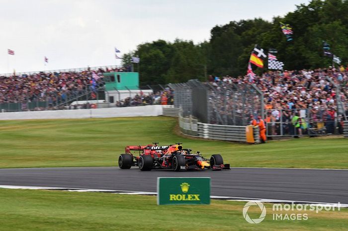 Sebastian Vettel, Ferrari SF90 running into the back of Max Verstappen, Red Bull Racing RB15 