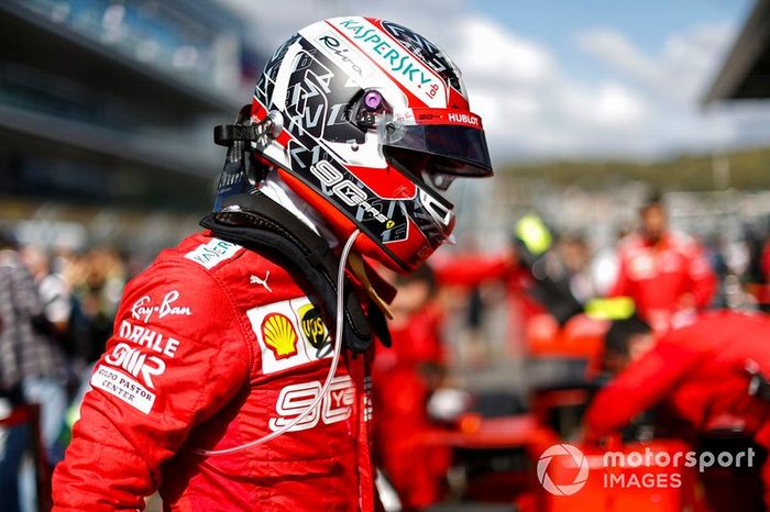 Charles Leclerc, Ferrari, sulla griglia