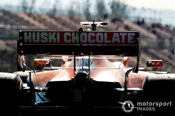 Coche de Carlos Sainz, McLaren MCL35 