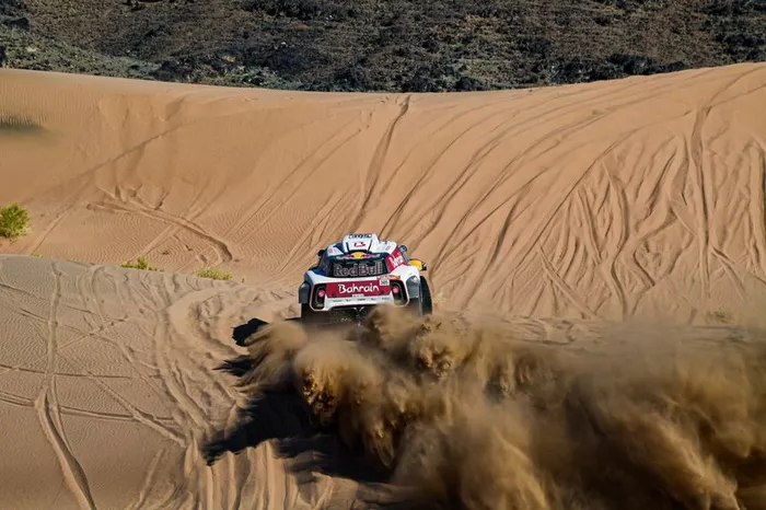 #305 JCW X-Raid Team: Carlos Sainz, Lucas Cruz