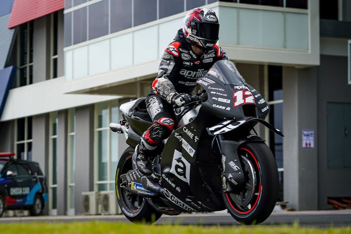 Maverick Viñales, Aprilia Racing Team