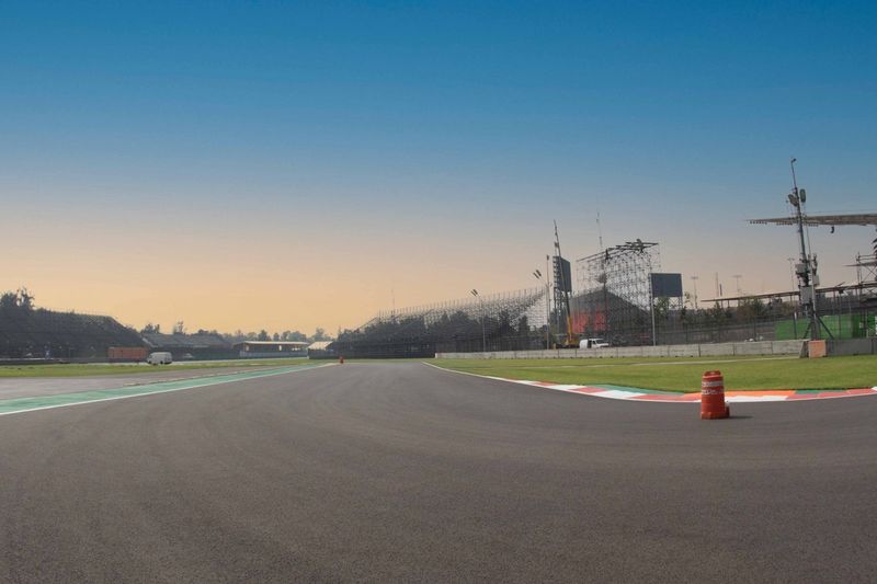 Preparaciones del Autódromo Hermanos Rodríguez para el GP de México de F1