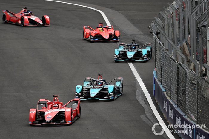 Jake Dennis, Andretti Motorsport, BMW iFE.21, Mitch Evans, Jaguar Racing, Jaguar I-TYPE 5, Sam Bird, Jaguar Racing, Jaguar I-TYPE 5, Oliver Rowland, Mahindra Racing, Mahindra M7Electro