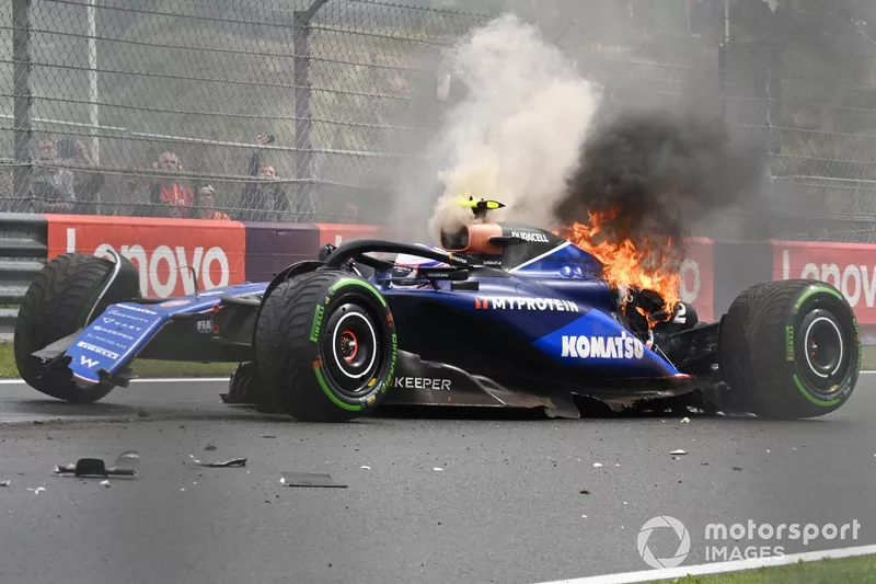 Logan Sargeant, accident de la Williams FW46 
