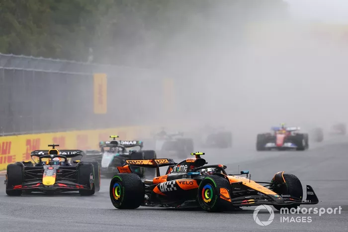 Lando Norris, McLaren, Max Verstappen, Red Bull Racing, Andrea Kimi Antonelli, Mercedes