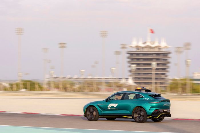 Coche médico Aston Martin