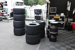 Pirelli, Vorbereitung der Reifen