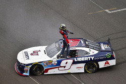 Yarış galibi William Byron, JR Motorsports Chevrolet
