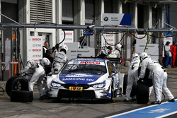 Boxenstopp: Maxime Martin, BMW Team RBM, BMW M4 DTM