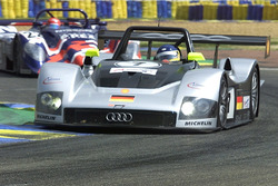 #7 Joest Racing Audi R8R: Мікеле Альборето