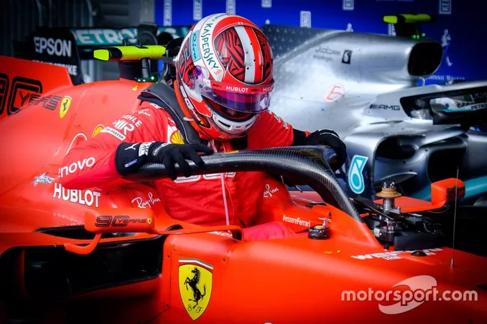 El ganador de la carrera Charles Leclerc, Ferrari