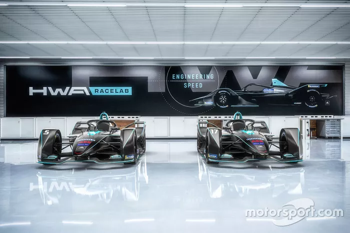 La decoración del equipo HWA Racelab de Fórmula E