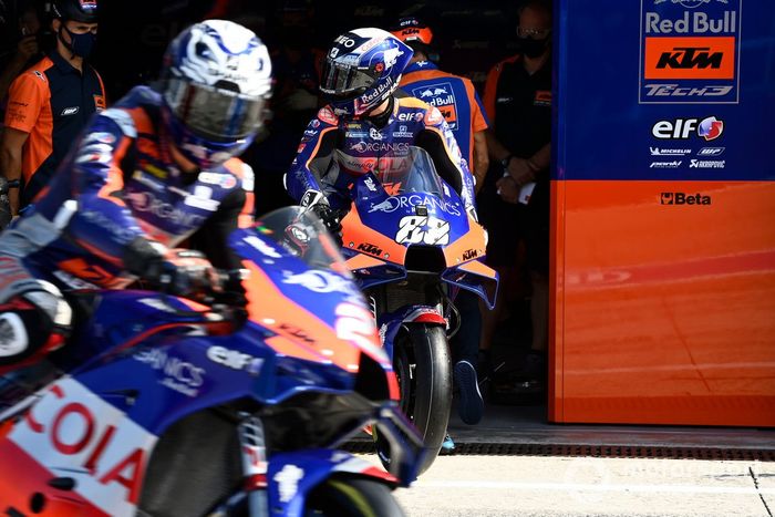 Miguel Oliveira, Red Bull KTM Tech 3