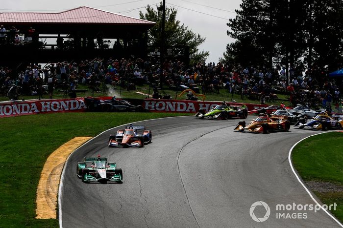Colton Herta, Andretti Harding Steinbrenner Autosport Honda líder al inicio, Felix Rosenqvist, Chip Ganassi Racing Honda, Alex Palou,  Dale Coyne Racing with Team Goh Honda, Marco Andretti, Andretti Herta with Marco & Curb-Agajanian Honda chocan
